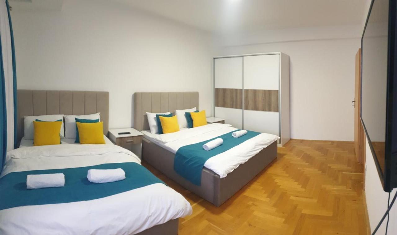 Front Beach Exclusive Apartments Struga Exterior photo