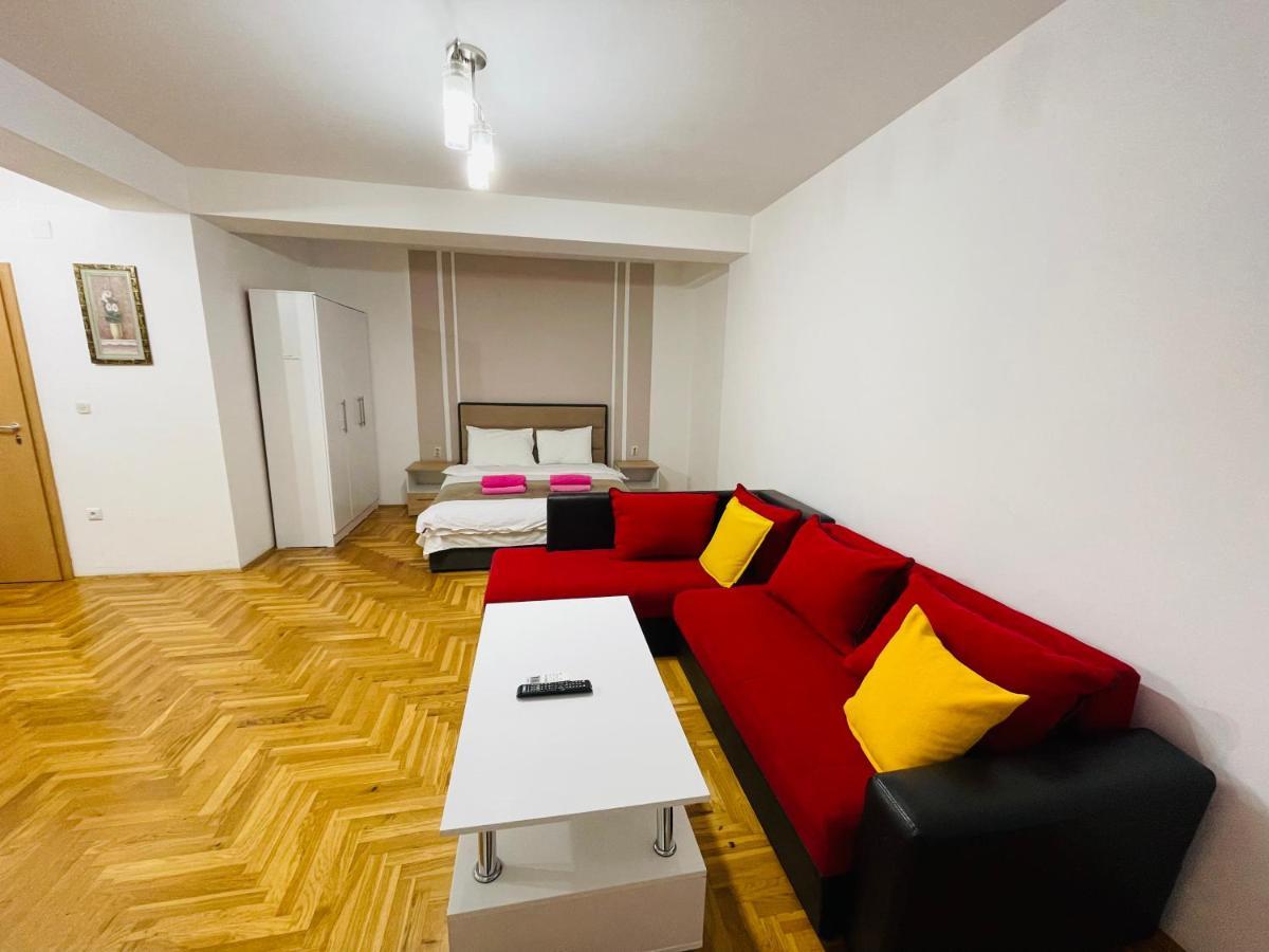 Front Beach Exclusive Apartments Struga Exterior photo