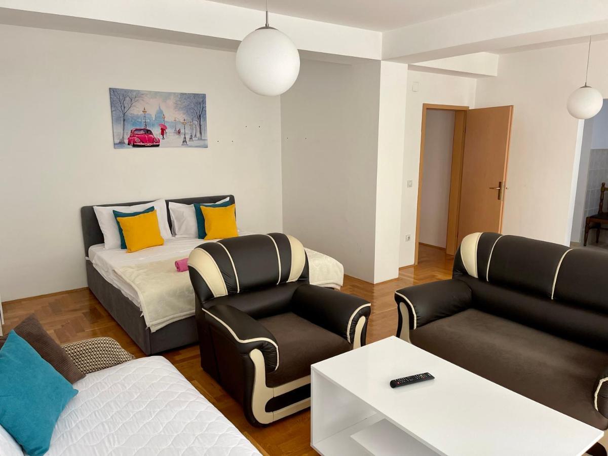 Front Beach Exclusive Apartments Struga Exterior photo